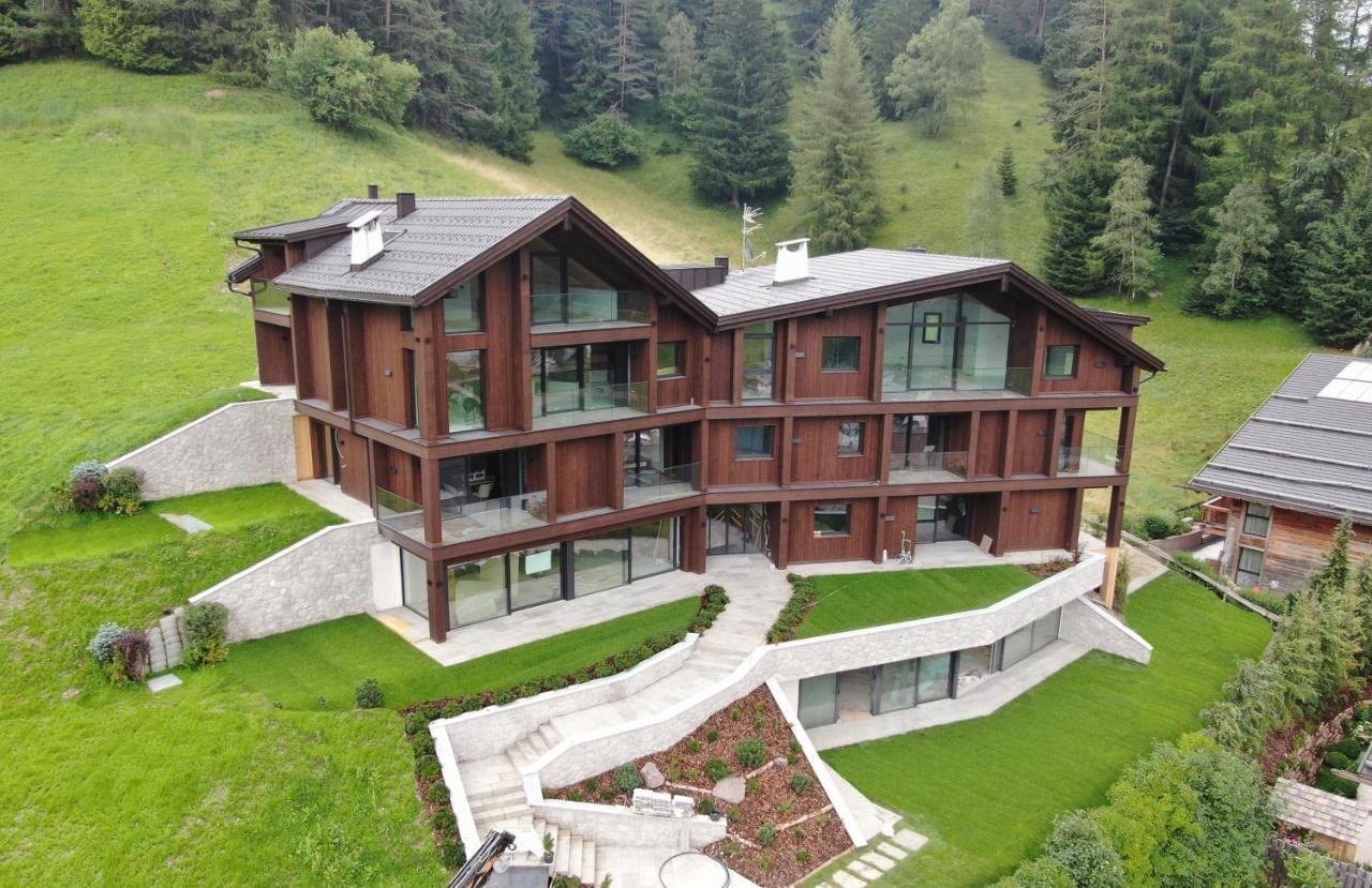 Luxury Chalet P Ortisei Exterior photo