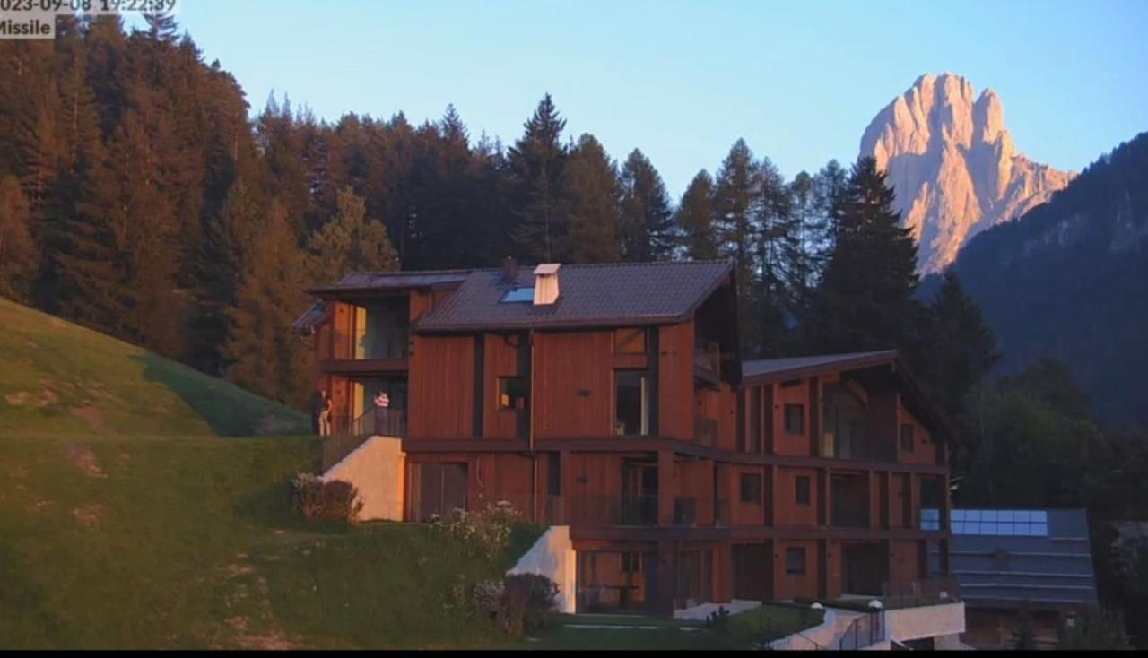 Luxury Chalet P Ortisei Exterior photo