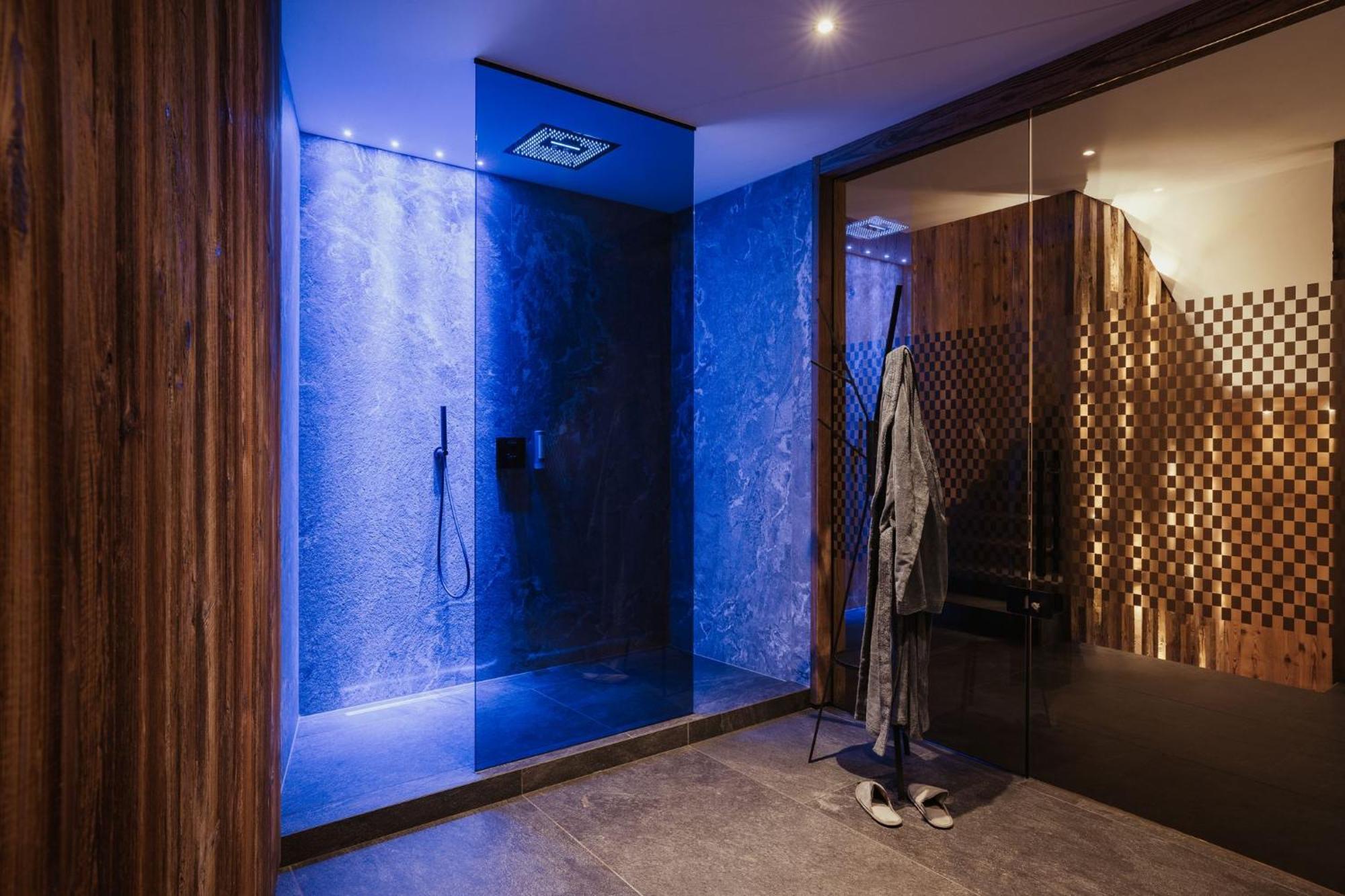 Luxury Chalet P Ortisei Exterior photo