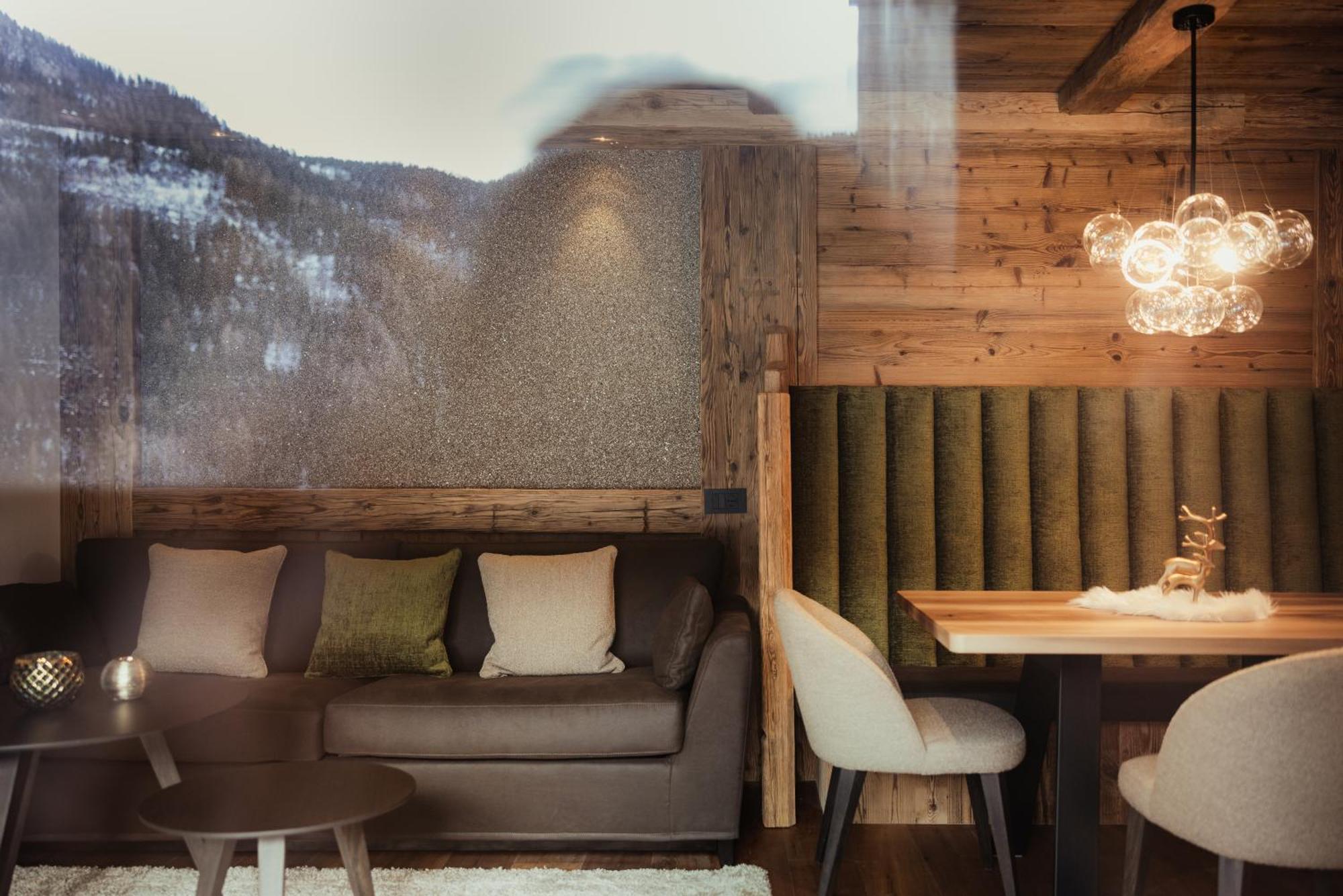 Luxury Chalet P Ortisei Exterior photo