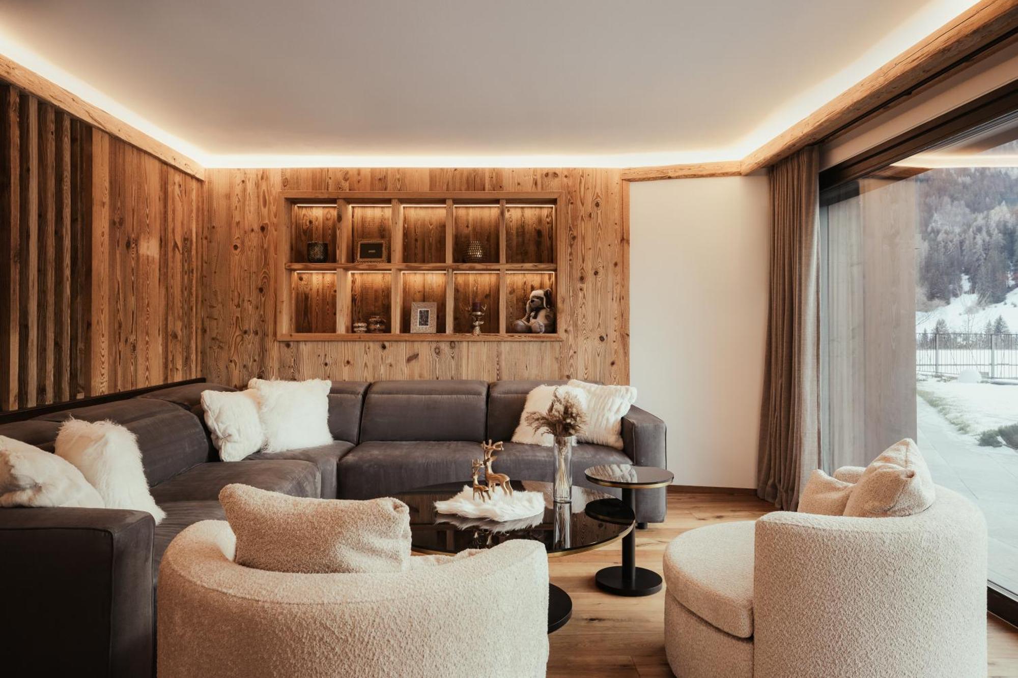 Luxury Chalet P Ortisei Exterior photo