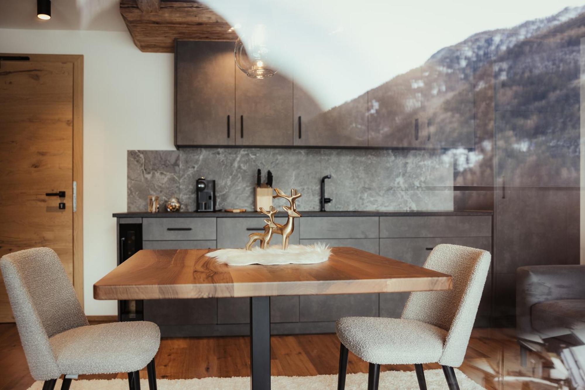 Luxury Chalet P Ortisei Exterior photo