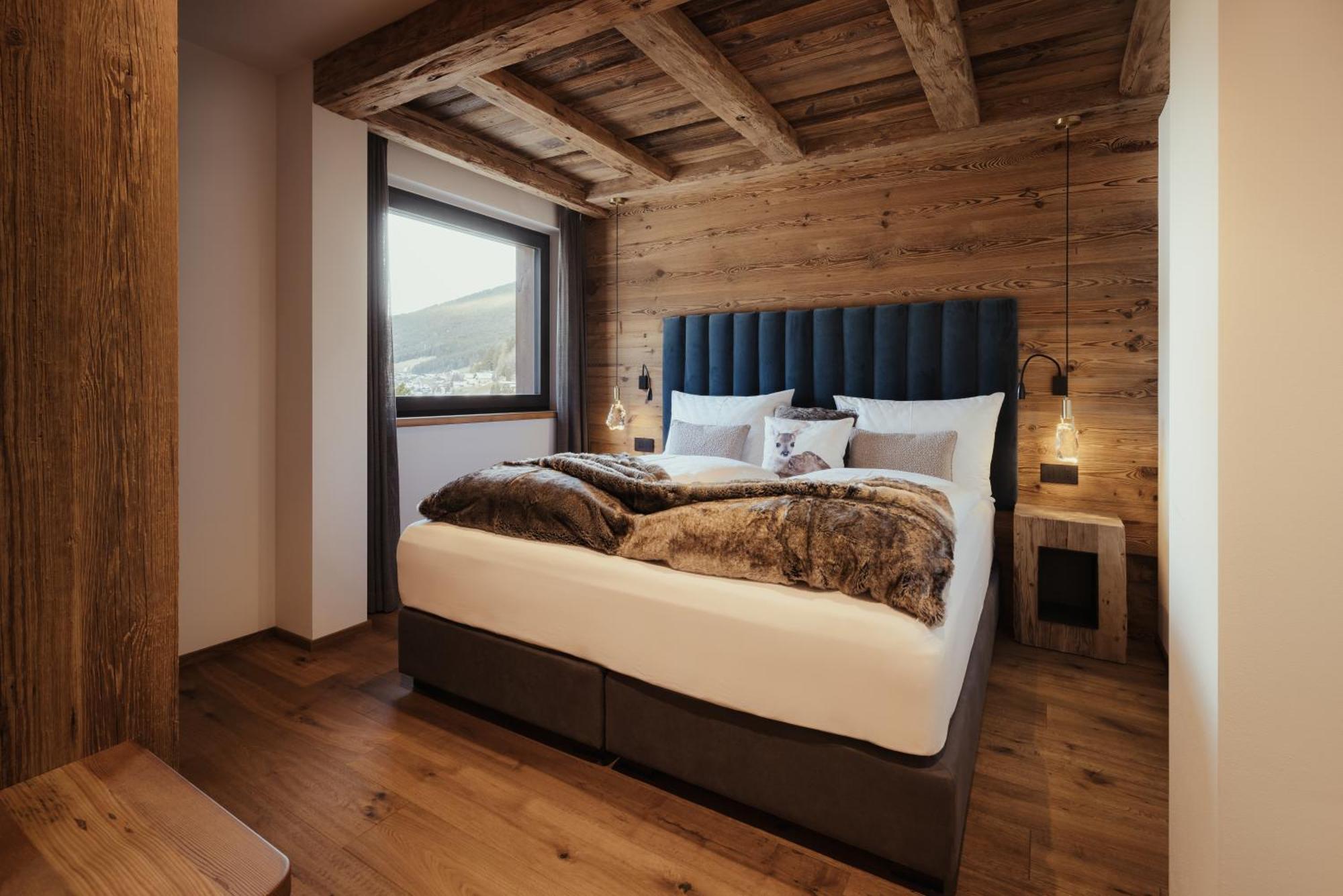 Luxury Chalet P Ortisei Exterior photo