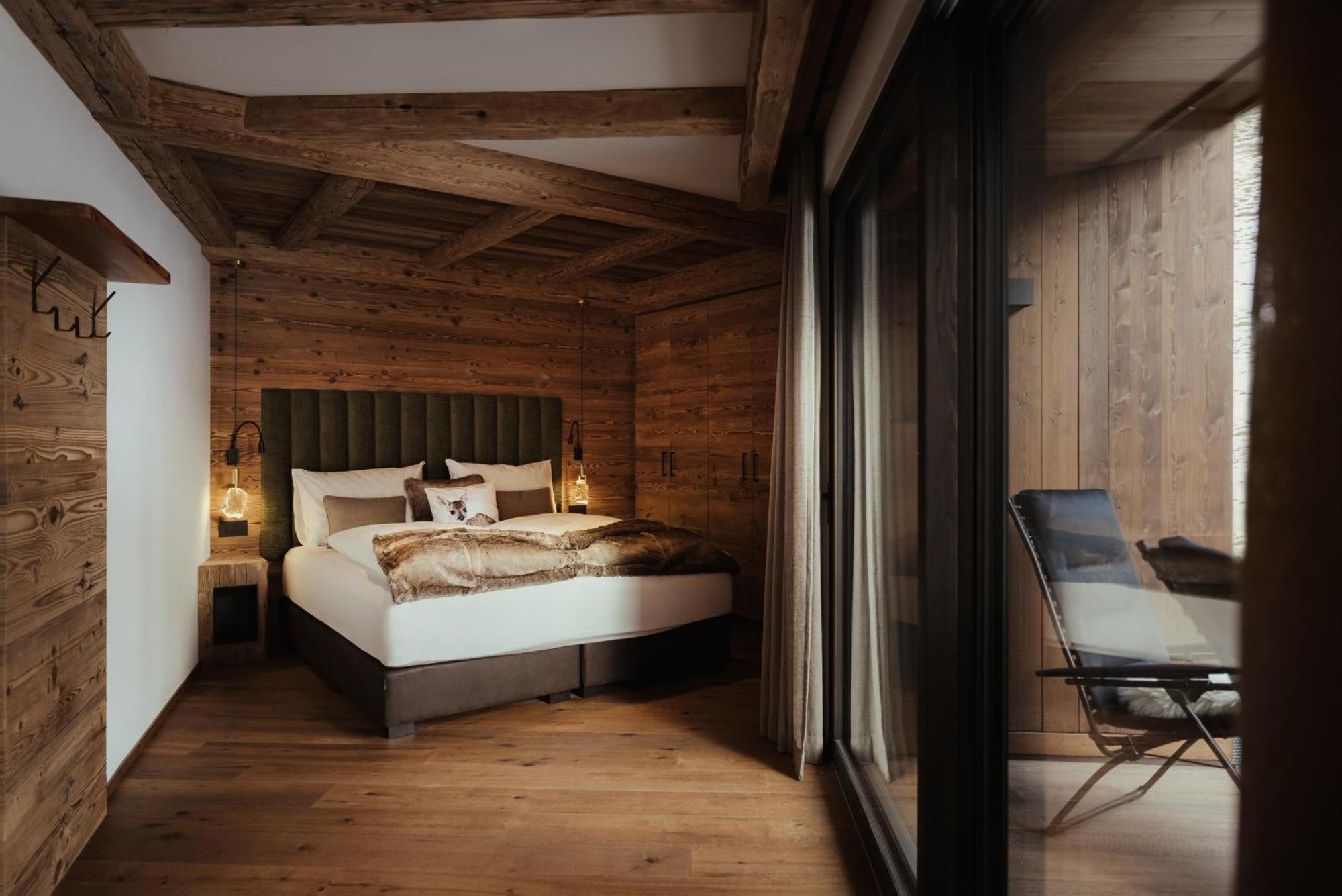 Luxury Chalet P Ortisei Exterior photo